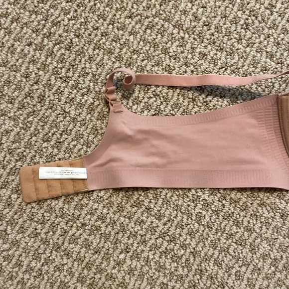 Talbots underwire bra - Haven Well Within - Picture 2 of 5